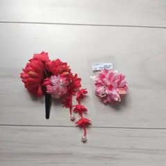 髪飾り　レッド