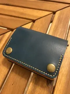 青レザー 二つ折り財布 ジッパー付き