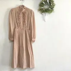 【新品同様】上品なベージュピンクの長袖ワンピース ベルト付き 日本製