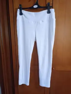 ホワイト ストレッチレギンス クロップド