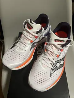 サッカニー エンドルフィンスピード4 SAUCONY ENDORPHIN 27