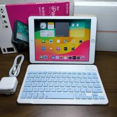 iPad 第6世代 WiFi 32GB Keyboard (ケース無し)