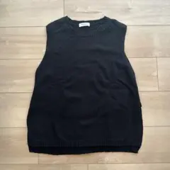 BEAUTY&YOUTH ブークレバックベルトノースリーブニット
