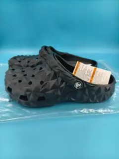 新品 crocs クロックス ジオメトリック クロッグ サンダル