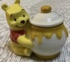 ディズニー　くまのプーさん　小物入れ　置物