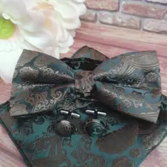 Item thumbnail for item 30575403-8635-4a94-ba55-3eb306345e76