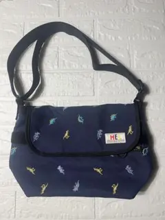 [美品]MEI 恐竜柄 ネイビーショルダーバッグ