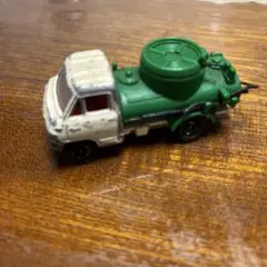 トミカ タンク付きトラック ミニカー メードイン日本