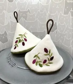 Item thumbnail for item 60e19e2a-06ee-4dcc-b31c-c9f2d35293ff