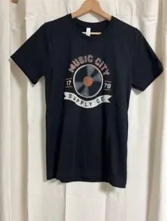 〖アメリカ購入〗新品・未使用Tシャツ