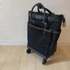 【美品】スワニー 近沢レース コラボ商品　ブラック　2way Amazon.co.jp: スワニーSWANY スワニーバッグ D-402 Hello Kitty