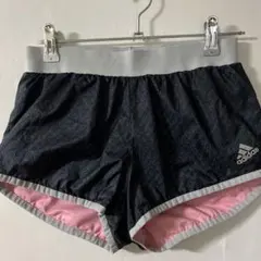 adidas ショートパンツ 黒/ピンク リバーシブル