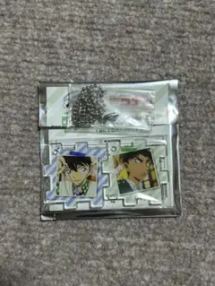 ☆新品☆コナンランド　アクリルパズルキーホルダー　工藤新一　服部平次
