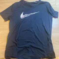 Nike DRI-FIT 黒シャツ Sサイズ