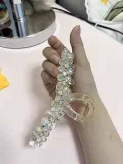 クリスタル装飾のヘアクリップ