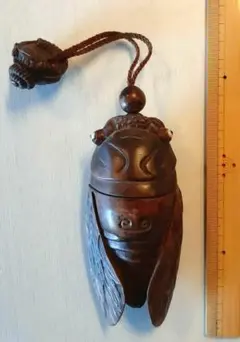 印籠 セミ(蝉)