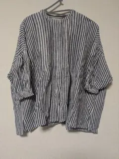 ストライプシャツ　ワイドシルエット　袖ゴム
