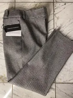 ERMANNO SCERVINO 今期物 カジュアルパンツ サイズ48 新品