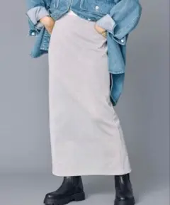 BABYLONE ラメカットタイトスカート　シルバー
