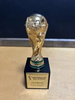 FIFA オーナメント　トロフィー 　FIFAワールドカップカタール2022