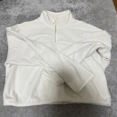 【匿名発送】GUホワイト フリース ハイネック