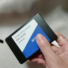 4TB SATA III SSD 3D NAND 使用時間１時間未満