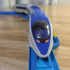 Item thumbnail for item 90ce4ced-8ee9-47d6-a87f-b1f950d2f559