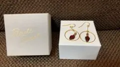 acute accent ガーネット ピアス 香水瓶