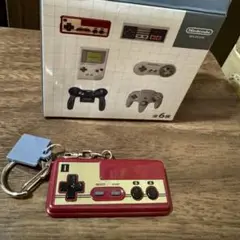 ニンテンドーミュージアム キーホルダー ファミコン