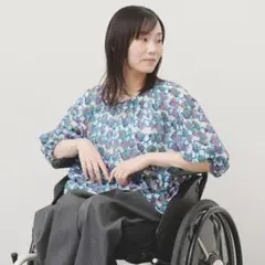現行品 HERALBONY ヘラルボニー シフォンブラウス「タイトル不明」
