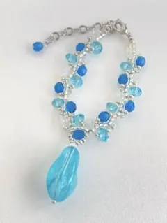 ハンドメイド　ビーズ　バッグチャーム　ブルー　夏　涼しげ　海