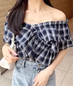 INGNIオフショルダー トップス