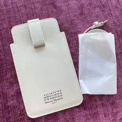 ラスト1【新品】メゾン マルジェラ ストラップ付き iPhoneケース ホワイト