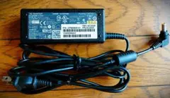 Fujitsu 純正ACアダプター 19v 3.42A FMV-AC332A
