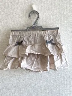 BeBe フリルブルマスカート
