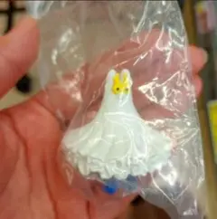 ドレス型フィギュア 白