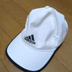 アディダスキャップ