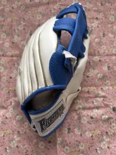 ファイターズ子供用グローブ