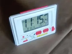 スヌーピー　デジタル置き時計