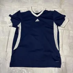 大バーゲン再再値下新価格1200円アディダスV首Tシャツ