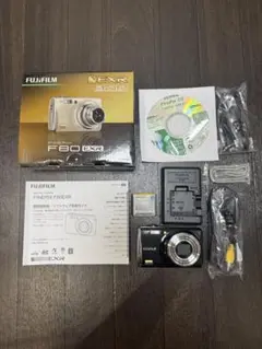 FUJIFILM フジフィルム FINEPIX F80 EXR デジタルカメラ