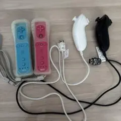 Wiiリモコン2個青 赤 サブコントローラー2個白黒