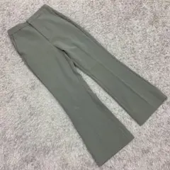 ✨GU✨ジーユー♡フレアパンツ♡スラックスパンツ♡モスグリーン(M)