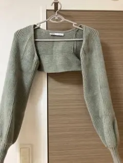 ZARA グリーンリブニット Mサイズ　ダンス衣装　ショート丈