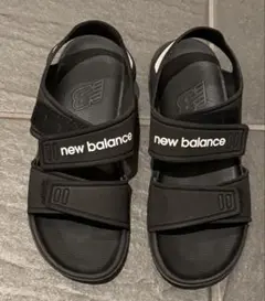 [美品]new balance ニューバランス サンダル　21cm ブラック