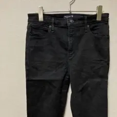アバクロンビー＆フィッチ　ブラックスキニーパンツ(28インチ)ダメージ加工