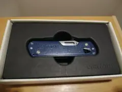 レザーマン FREE T4ネイビー 中古