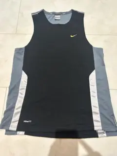 NikeFIT タンクトップ Lサイズ ロゴ刺繍