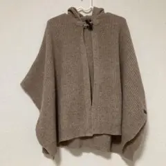 ユニクロ ニットポンチョ