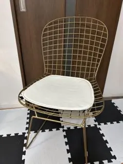 モダンデザイン メタルワイヤーチェア　ゴールド